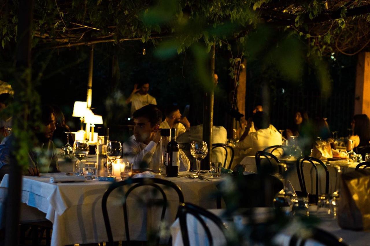 Amare Ristorante Locanda Certosa di Pavia Luaran gambar