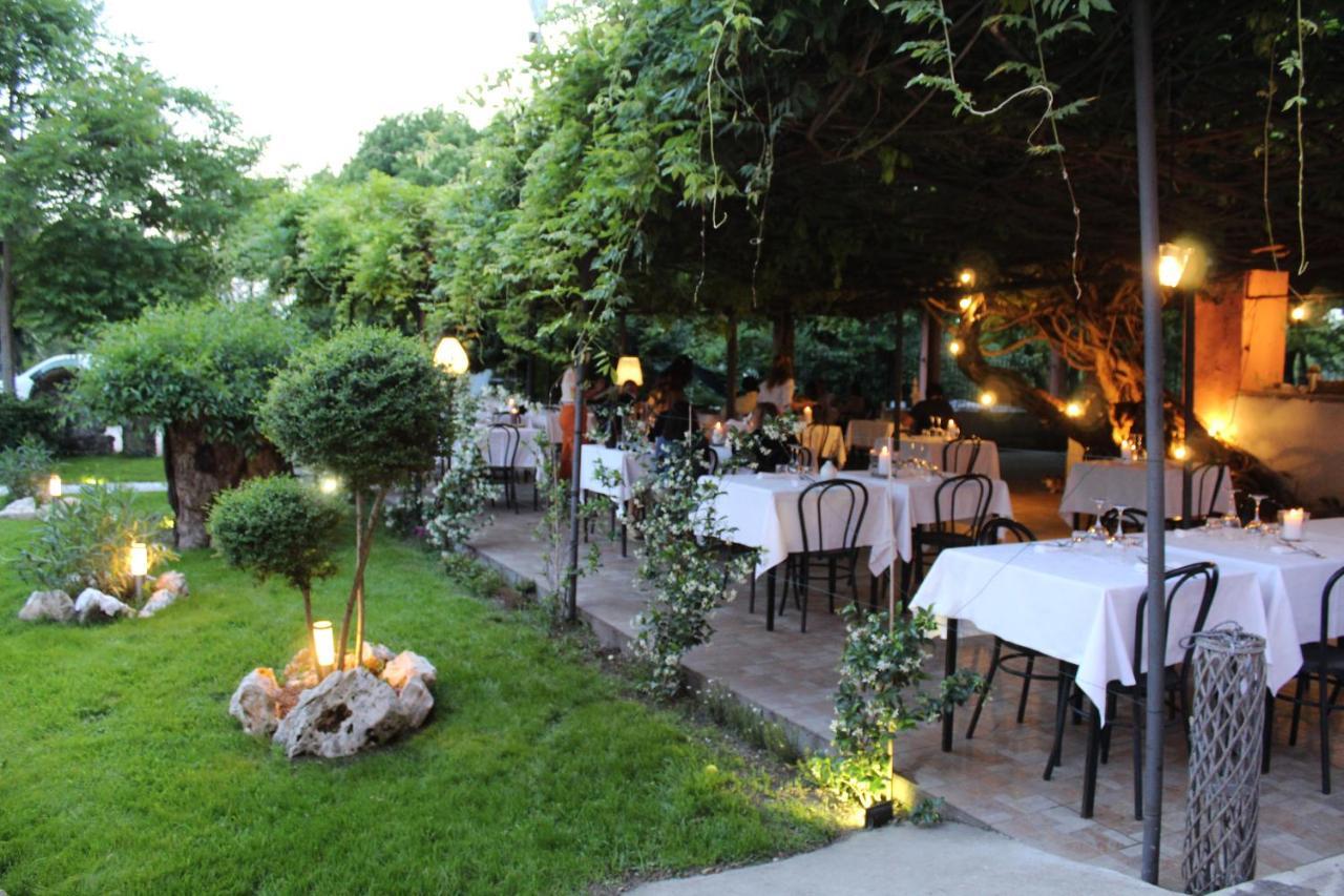 Amare Ristorante Locanda Certosa di Pavia Luaran gambar